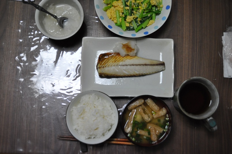 サバの塩焼き定・小松菜と卵の中華炒め